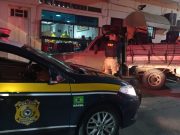 Cerca de 52 kg de cocaína são apreendidos após motorista não obedecer ordem de parada da PRF