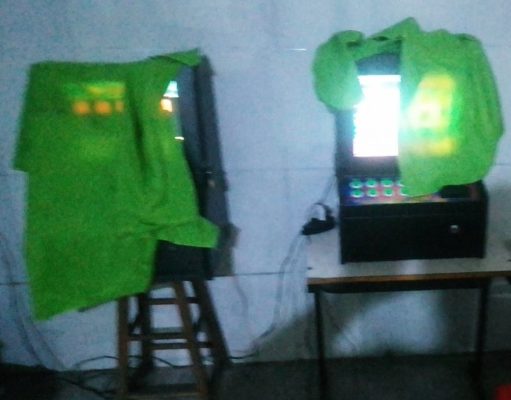 Duas máquinas caça-níqueis são apreendidas no centro de Aparecida