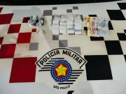Homem é preso por tráfico de drogas no bairro Vila bela em Guaratinguetá