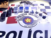 Homem é preso por tentar matar a namorada e agredir a própria mãe em Aparecida