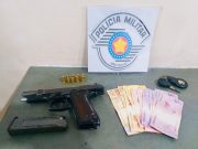 Adolescente é apreendido com arma de fogo em veículo no Chácaras Selles