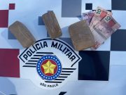 Detento de “saidinha” é preso por tráfico de drogas e adolescente apreendido em Guaratinguetá