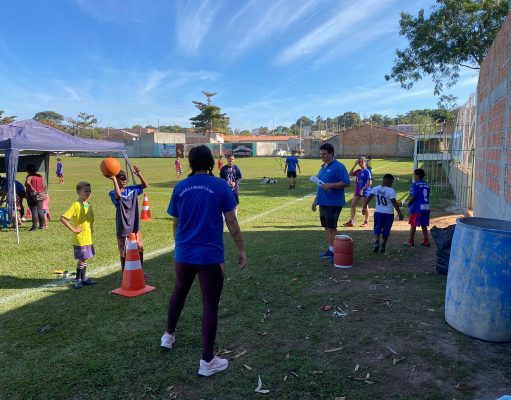 Projeto Esporte nas Ruas proporciona tarde de muita diversão no bairro São Manoel