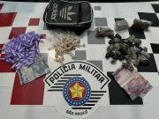 Jovem é preso e adolescente apreendido por tráfico de drogas em Guaratinguetá