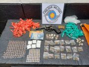 Homem é preso por posse ilegal de arma de fogo e tráfico de drogas em Guaratinguetá