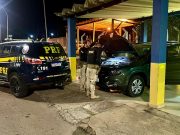 Homem de 29 anos de Lorena é preso na via Dutra com carro roubado