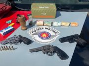 Homem é preso por posse ilegal de arma de fogo e simulacros em Potim