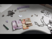 Homem tenta fugir de bicicleta, mas acaba preso por tráfico de drogas em Guaratinguetá