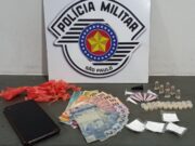 Mais um jovem é preso por tráfico de drogas na quadra de esportes em Guaratinguetá