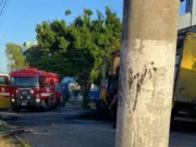 Corpo carbonizado é encontrado em caminhão que pegou fogo em Guaratinguetá