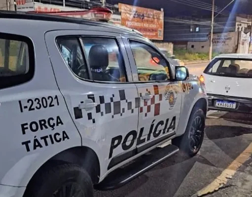 Motorista abastece 40 litros de álcool em posto, sai sem pagar e é preso em Guaratinguetá
