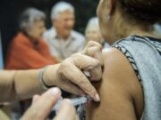 Sábado é dia de saúde + vacinação em Guaratinguetá