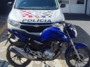 Menor foge da polícia e é abordado com motocicleta furtada em Guaratinguetá