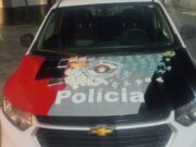 Jovem tenta se “esconder” da Polícia, mas acaba preso em flagrante por tráfico de drogas em Lorena