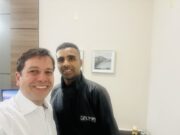 Trabalhador honesto encontra carteira de médico e liga para fazer devolução em Guaratinguetá