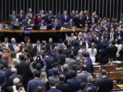 Câmara dos Deputados aprova urgência para projeto de anistia