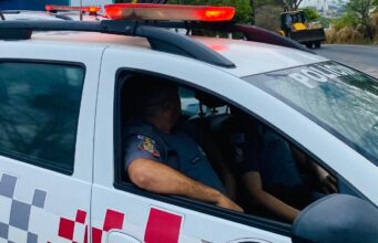 Idosa de 74 anos é empurrada e ferida durante roubo em Guaratinguetá