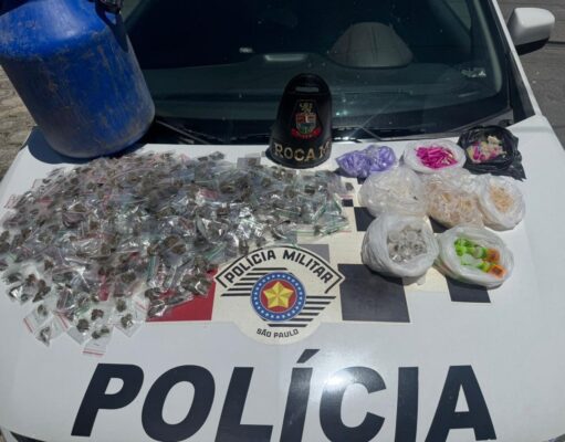 Homem é preso e tonel com drogas é localizado sob o piso de residência em Guaratinguetá