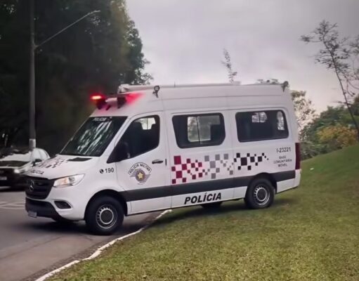 Blitz Educativa é realizada para combater a poluição sonora provocada por escapamentos adulterados em Guaratinguetá