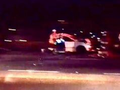 Engavetamento entre caminhão betoneira e veículos deixa vítimas presas às ferragens em Guaratinguetá