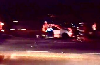 Engavetamento entre caminhão betoneira e veículos deixa vítimas presas às ferragens em Guaratinguetá