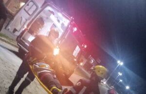 Casal fica ferido em acidente e motorista suspeito foge sem prestar socorro em Guaratinguetá