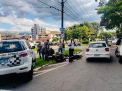 Motociclista não obedece ordem de parada e atropela Policial em Guaratinguetá