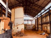 Obras do Teatro Municipal Carlos Gomes seguem paralisadas e sem previsão de retomada