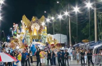 Prefeitura investe R$600 mil nas Escolas de Samba no Carnaval, mas abandona a cidade no Natal