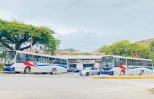 Funcionários de empresa que presta serviços para prefeitura reclamam no atraso do salários e 13° em Guaratinguetá