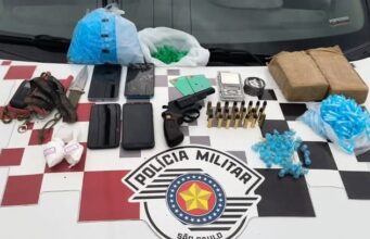 Suspeito foge e deixa arma e drogas para trás em Guaratinguetá