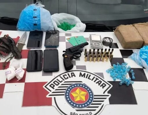 Suspeito foge e deixa arma e drogas para trás em Guaratinguetá