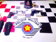 Homem é preso com duas armas em posto de combustíveis na Via Dutra