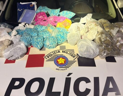 Polícia Militar prende casal por tráfico de drogas no Jardim Rony em Guaratinguetá