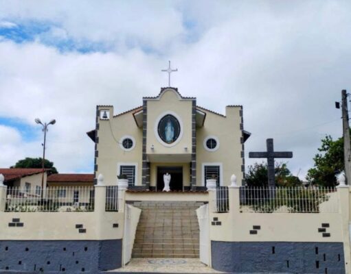 Igreja Nossa Senhora das Graças é furtada e padre pede que tenham cuidado com as denominações mais afastadas da região central