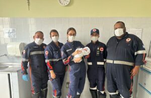 Bebê Nasce Dentro de Ambulância do SAMU próximo ao SPANI Durante Transferência Hospitalar
