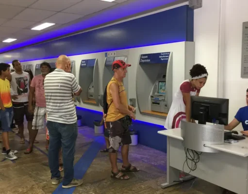 Confira como vão funcionar os bancos durante o carnaval