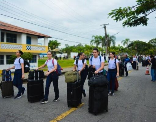 Elas chegaram em Guaratinguetá: mulheres rompem barreiras e entram de farda nas Forças Armadas