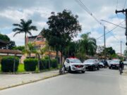 Após fuga em moto, suspeito de homicídio é detido pela PM em Guaratinguetá
