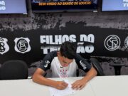 Aos 15 anos, atleta de Guaratinguetá é contratado pelo Corinthians