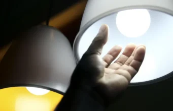 Mais de 121 mil famílias podem ter direito à conta de luz gratuita na região do Vale do Paraíba e Litoral Norte