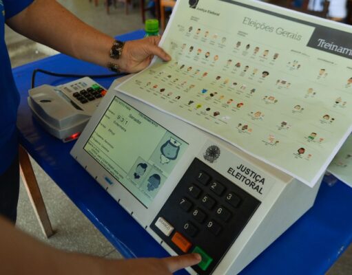 Termina nesta quarta-feira o prazo para regularizar o título de eleitor em todo o país