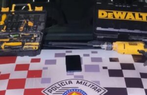 Dupla é presa pela Polícia Militar após furto em comércio no Centro de Guaratinguetá
