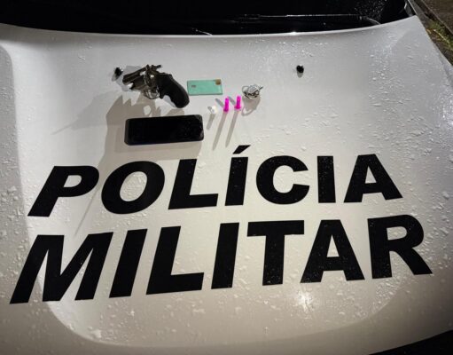 Homem é preso com arma de fogo e droga durante abordagem em Roseira