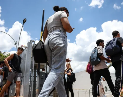 Enem tem inscrições prorrogadas e garante nova chance para milhares de estudantes