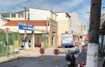 Idosa de 78 anos morre após ser atropelada por ônibus na Rua Castro Santos em Guaratinguetá