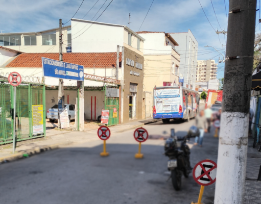 Idosa de 78 anos morre após ser atropelada por ônibus na Rua Castro Santos em Guaratinguetá