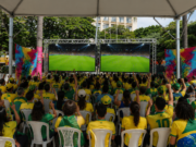 PRAÇA CONSELHEIRO RODRIGUES ALVES RECEBE TRANSMISSÃO DE BRASIL X JAPÃO